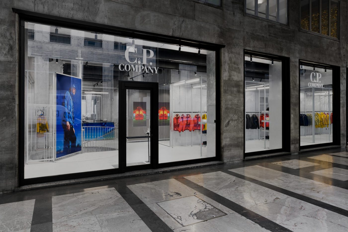 C.P. Company inaugura il nuovo Flagship Store nel Fashion District di Milano.